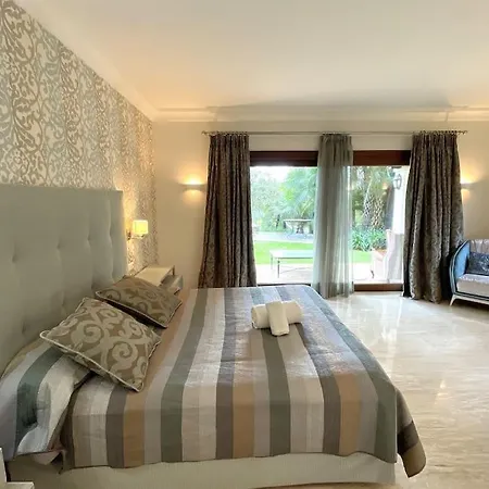 13 Bdrms Rancho Huge Garden Breathtaking Views! ヴィラ
